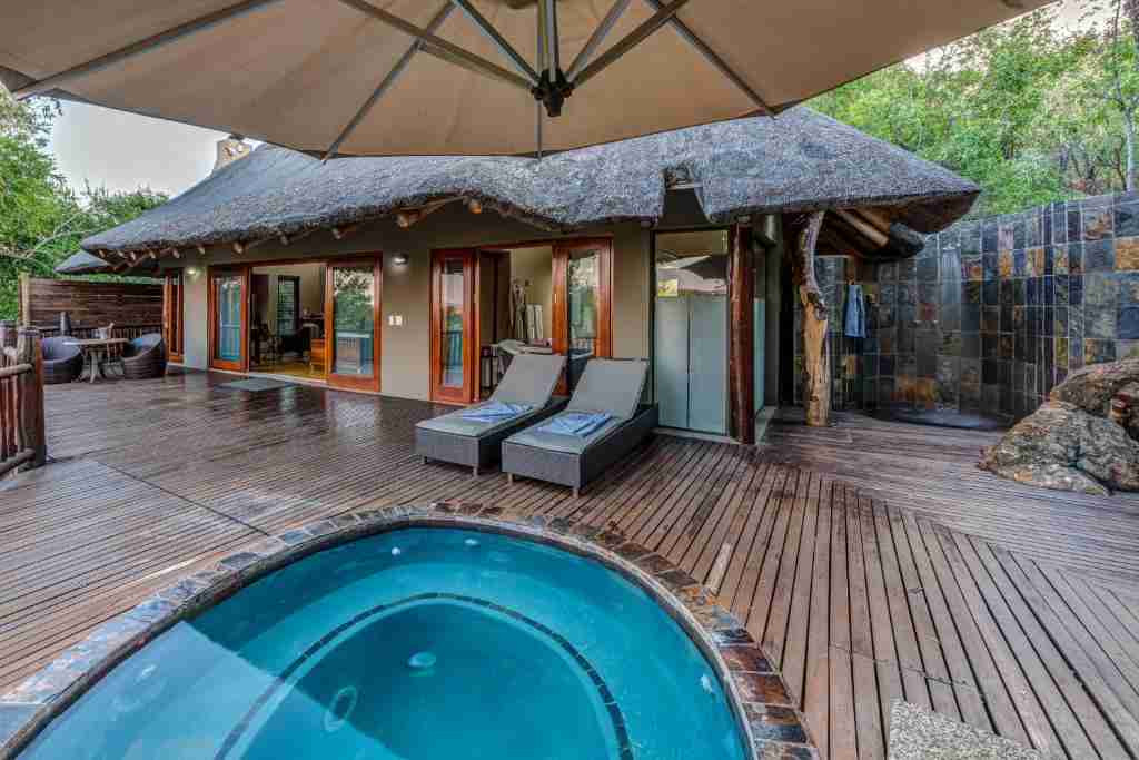Etali Safari Lodge
