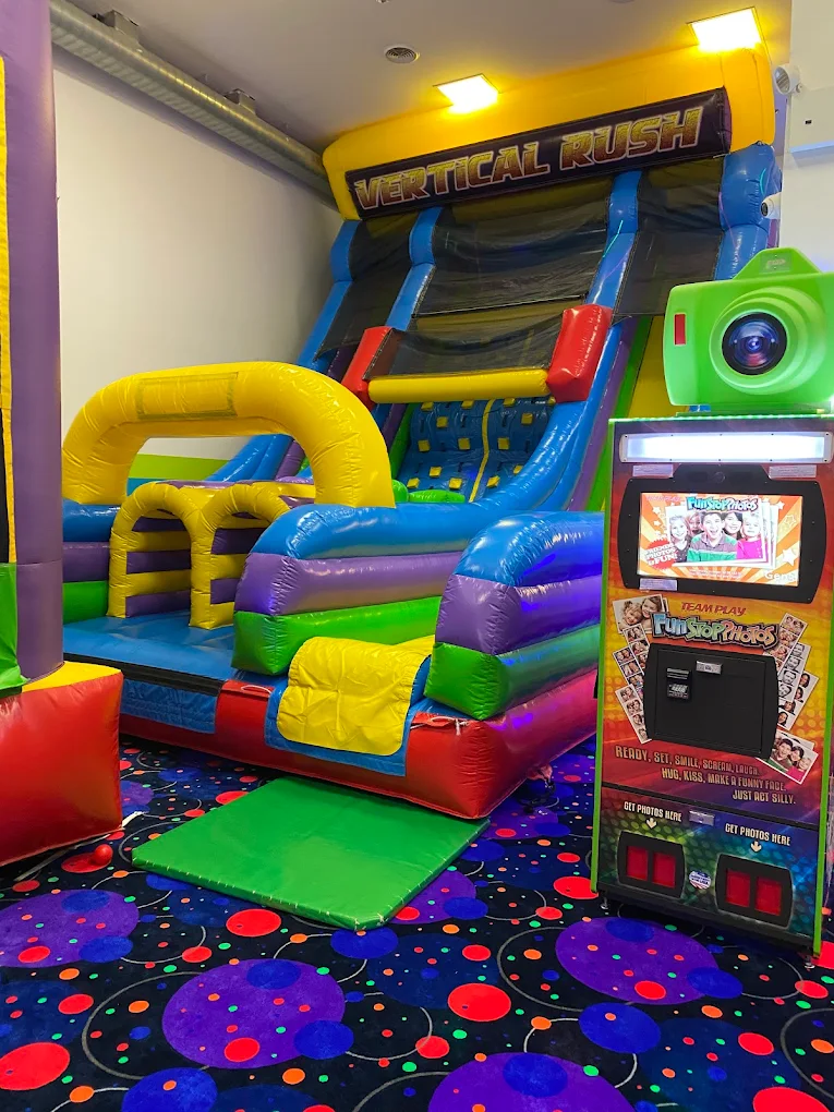 Bounce 'N Play