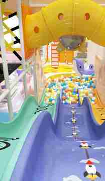 KM Dreamland