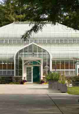 Lasdon Park, Arboretum & Veterans Memorial