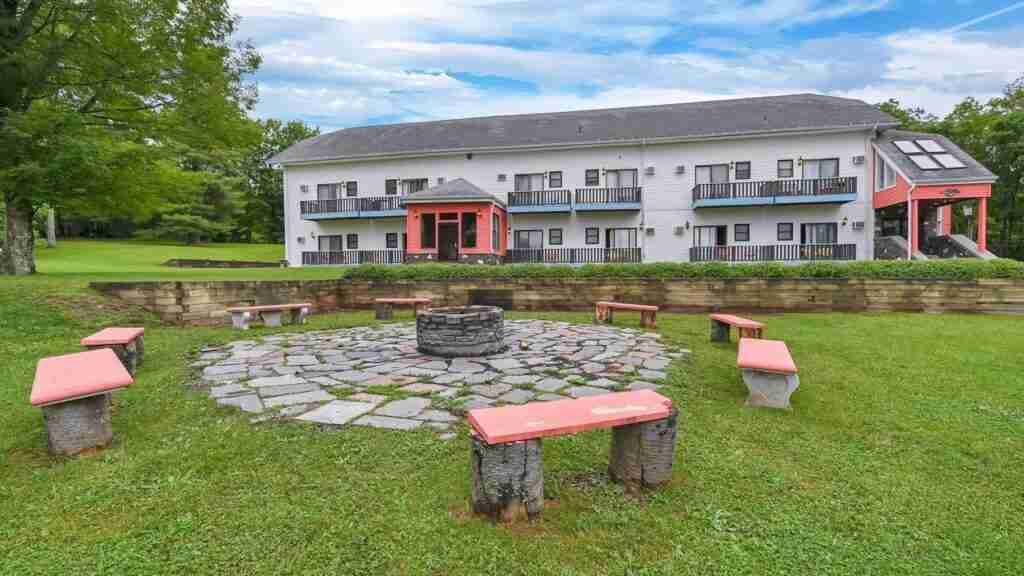 Melour Resort