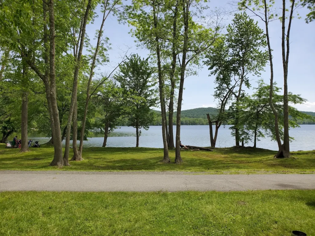 Rockland Lake State Park