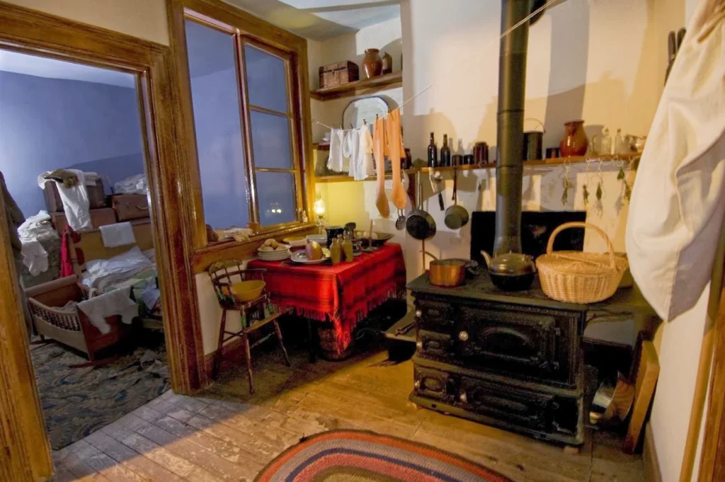 Lower East Side Tenement Museum