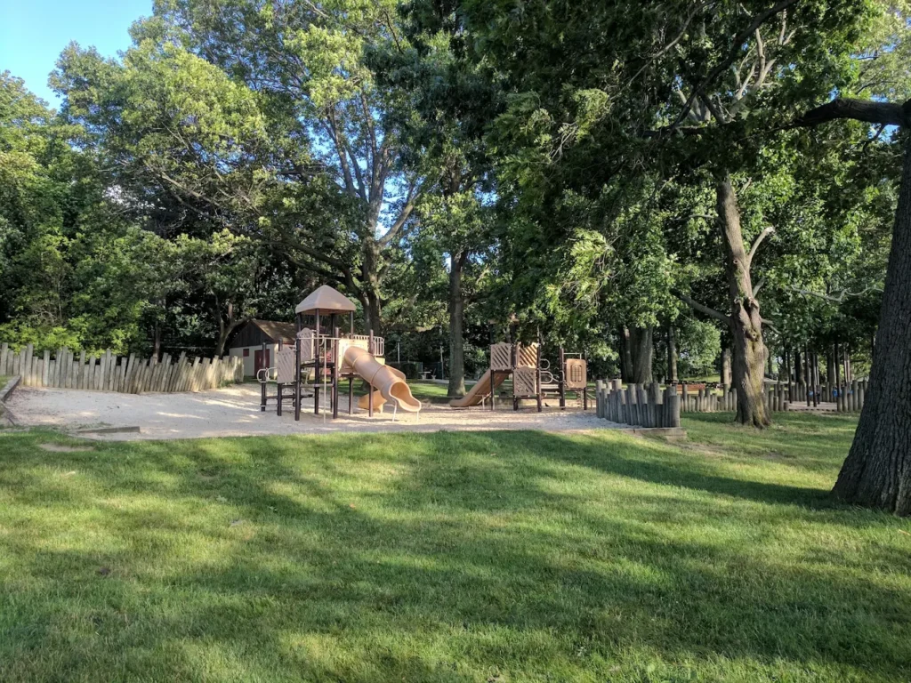 Matthiessen Park
